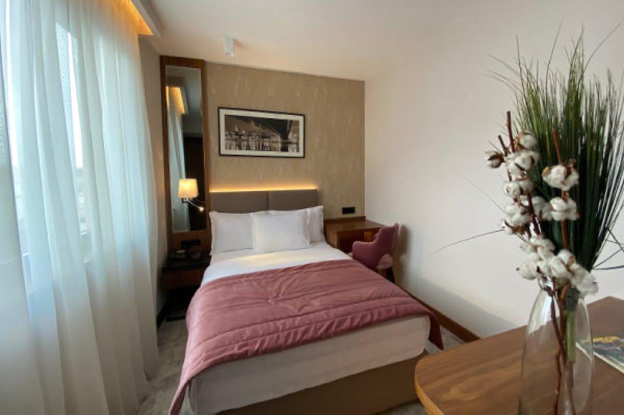 Central Point Hotel Beograd Eksteriør billede