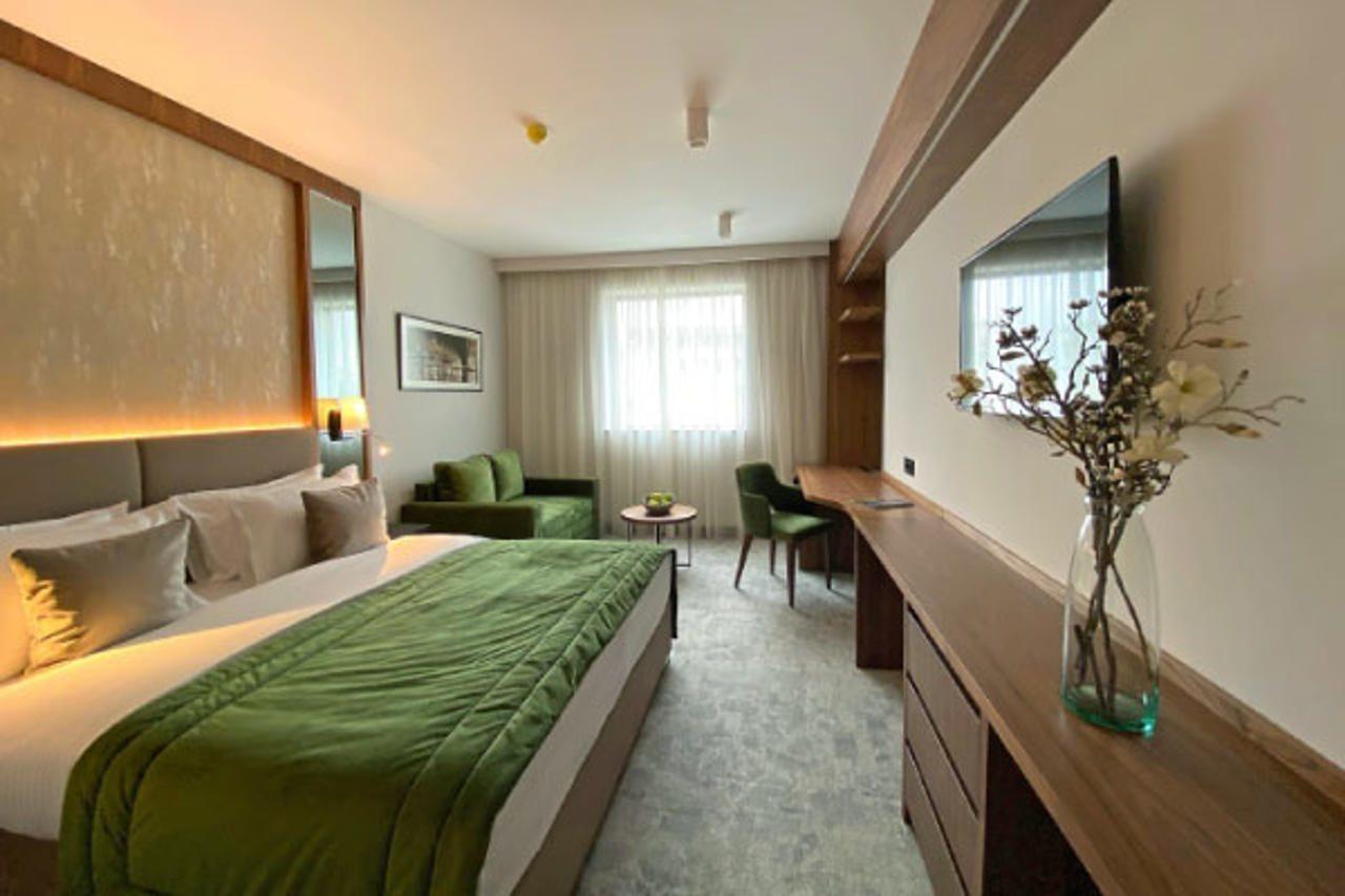 Central Point Hotel Beograd Eksteriør billede